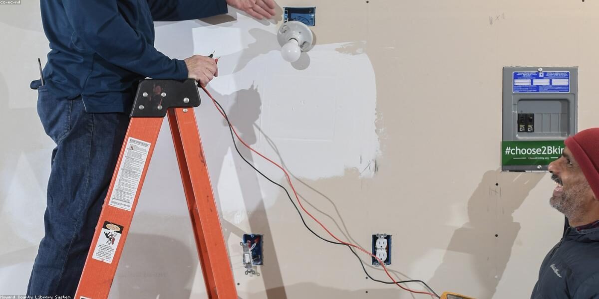 Electricistas en Almuñécar — Servicio profesional